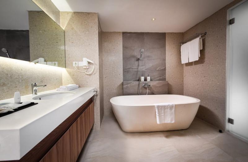 The Capital Hotel 4*